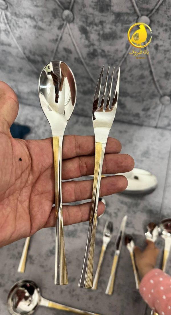 سرویس قاشق و چنگال ۲۴ نفره درسا نیمه طلایی